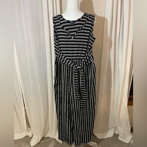 Torrid jumpsuit with pockets! Very comfortable!